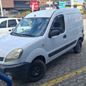 Renault . Kangoo Express 1.6 16v Hi-Flex Manual 2013/2014 + Transferência